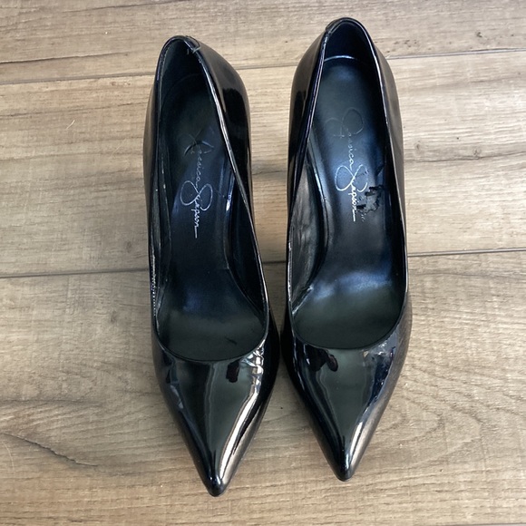 Jessica Simpson patent leather black heels, size 7 1/2 - Picture 7 of 7
